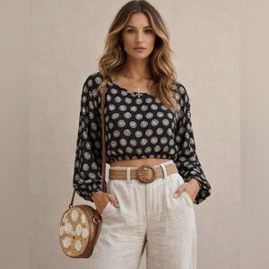 Nicole Miller Black and White Abstract Cropped Balloon Sleeve Blouse~Size Large